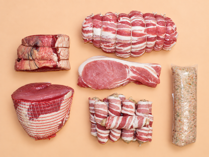 Salvatori £50 Christmas Meat hamper with turky, beef. gammon and pigs in blankets 